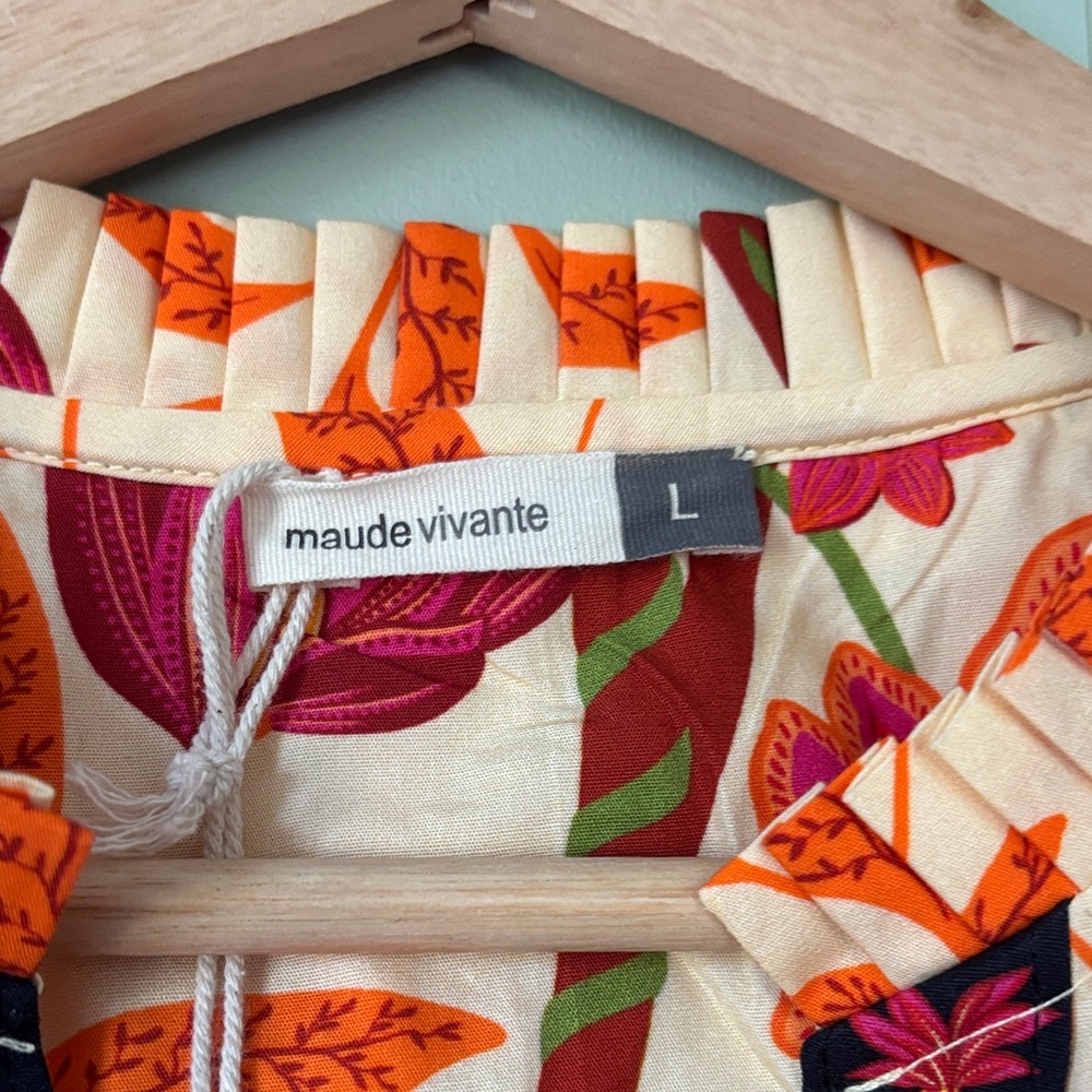 NWT Maude Vivante Botanical Vines Ashley Top - Picture 5 of 9